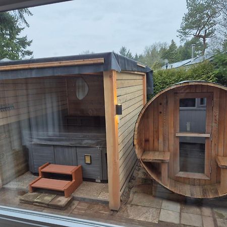 Luxe Boshuisje Met Prive Wellness & Jacuzzi Op De Veluwe Ermelo Eksteriør billede