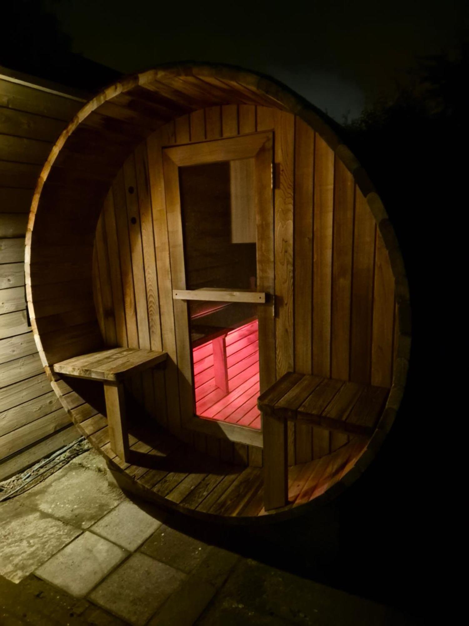 Luxe Boshuisje Met Prive Wellness & Jacuzzi Op De Veluwe Ermelo Eksteriør billede